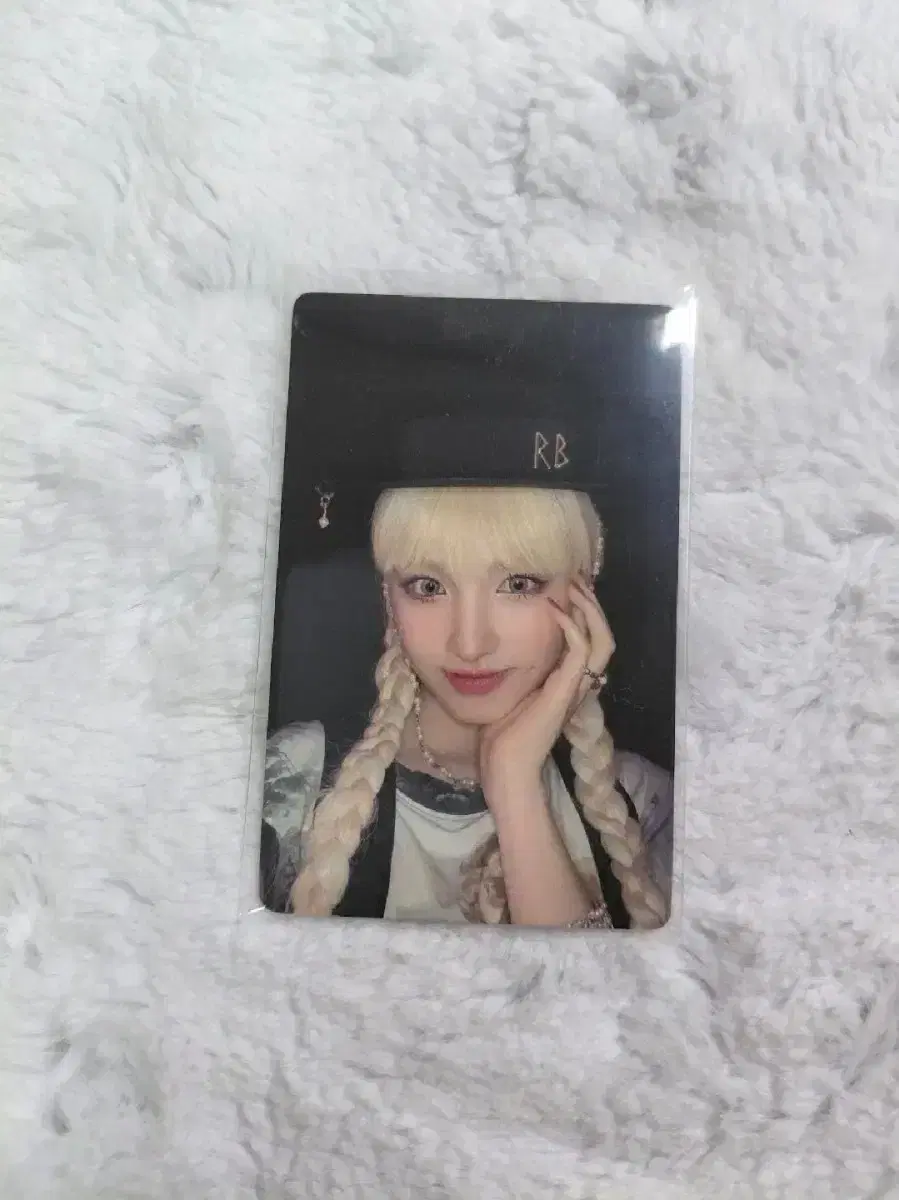 IVE ウォニョン　switch yizhiyu IVE | 아이브 Ive Switch yizhiyu 1st Yujin on Bunjang Global